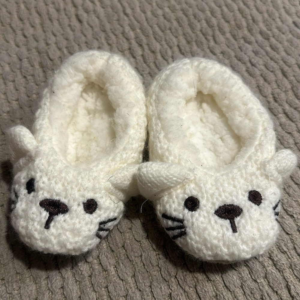 Baby mouse slippers size 1 Sherpa insides